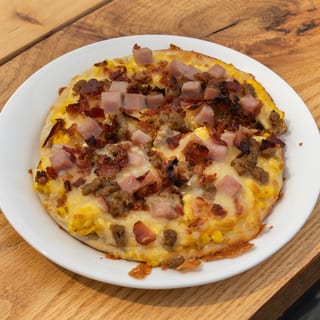PERSONAL BREAKFAST PIZZA